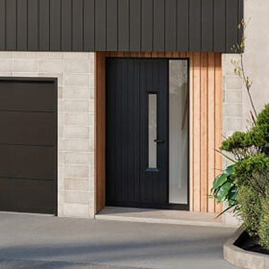 Hinged Door at 118 Wadestown Road