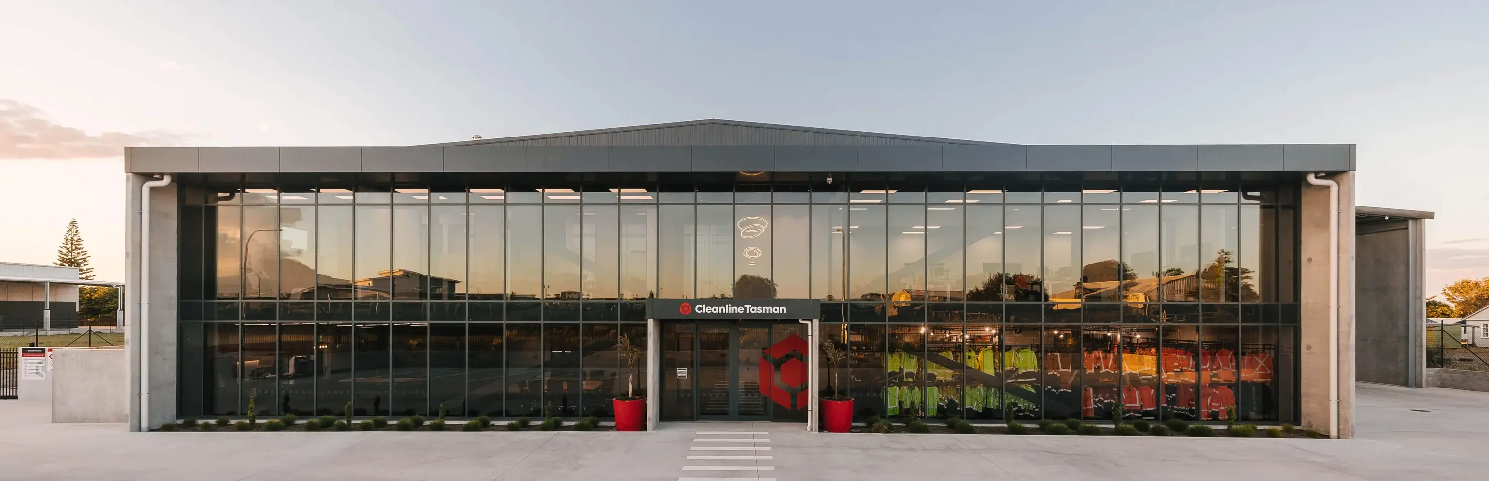 Cleanline Tasman (c) Attika