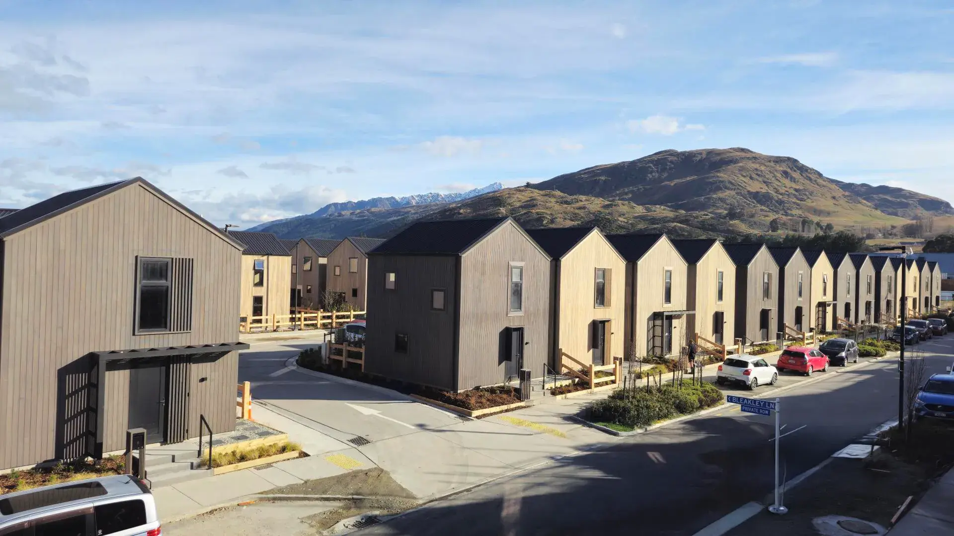 Aluminium joinery in multi-residential development in Queenstown 