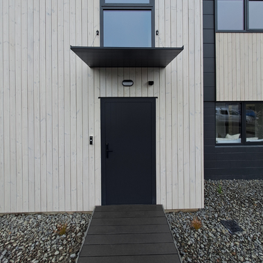 Hinge Door (1)