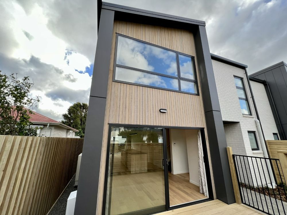 Aluminium windows for housing development