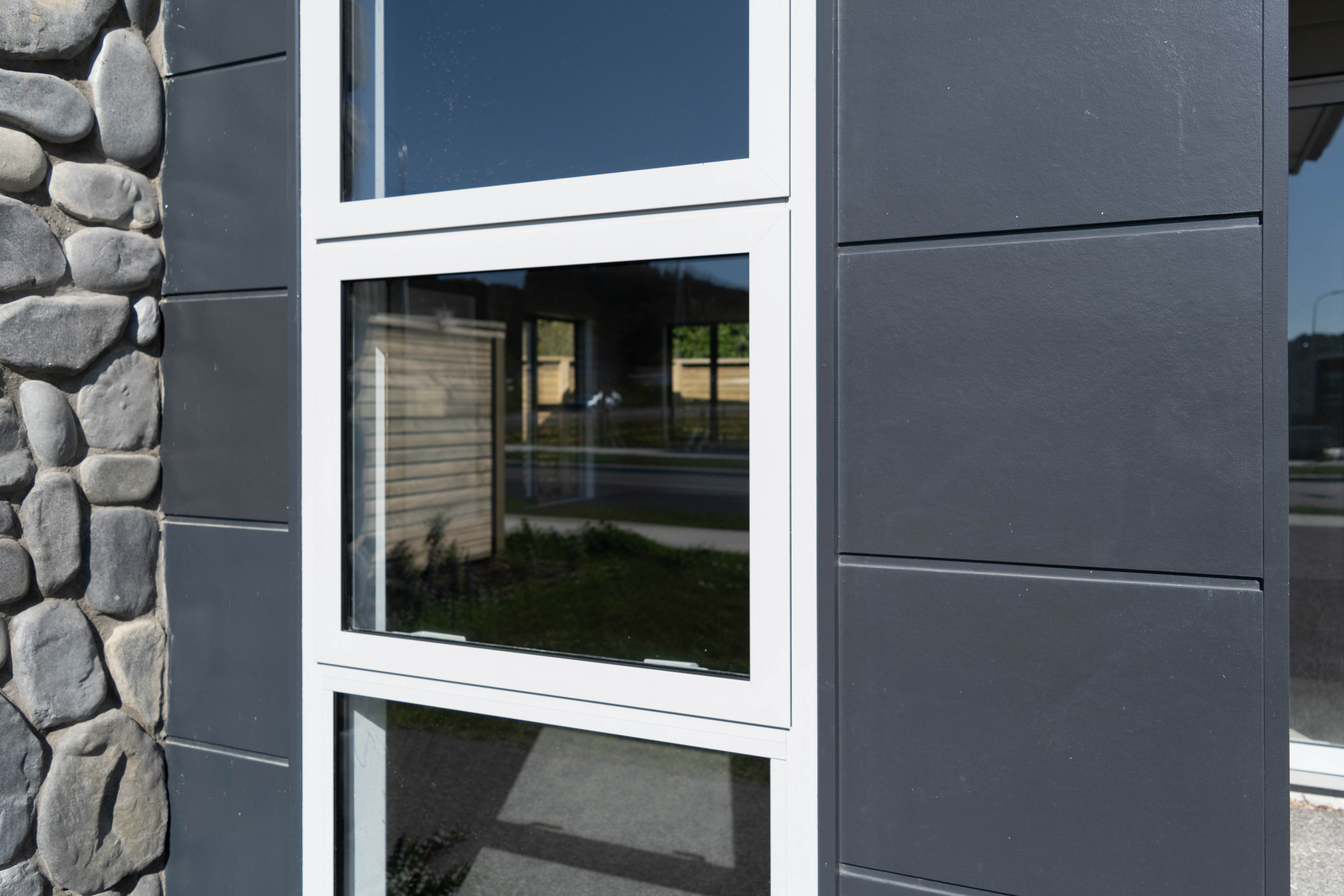 Colour options for aluminium window frames