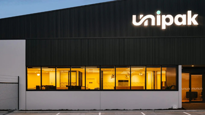 Uni-Pak Gallery Euroclass (1)