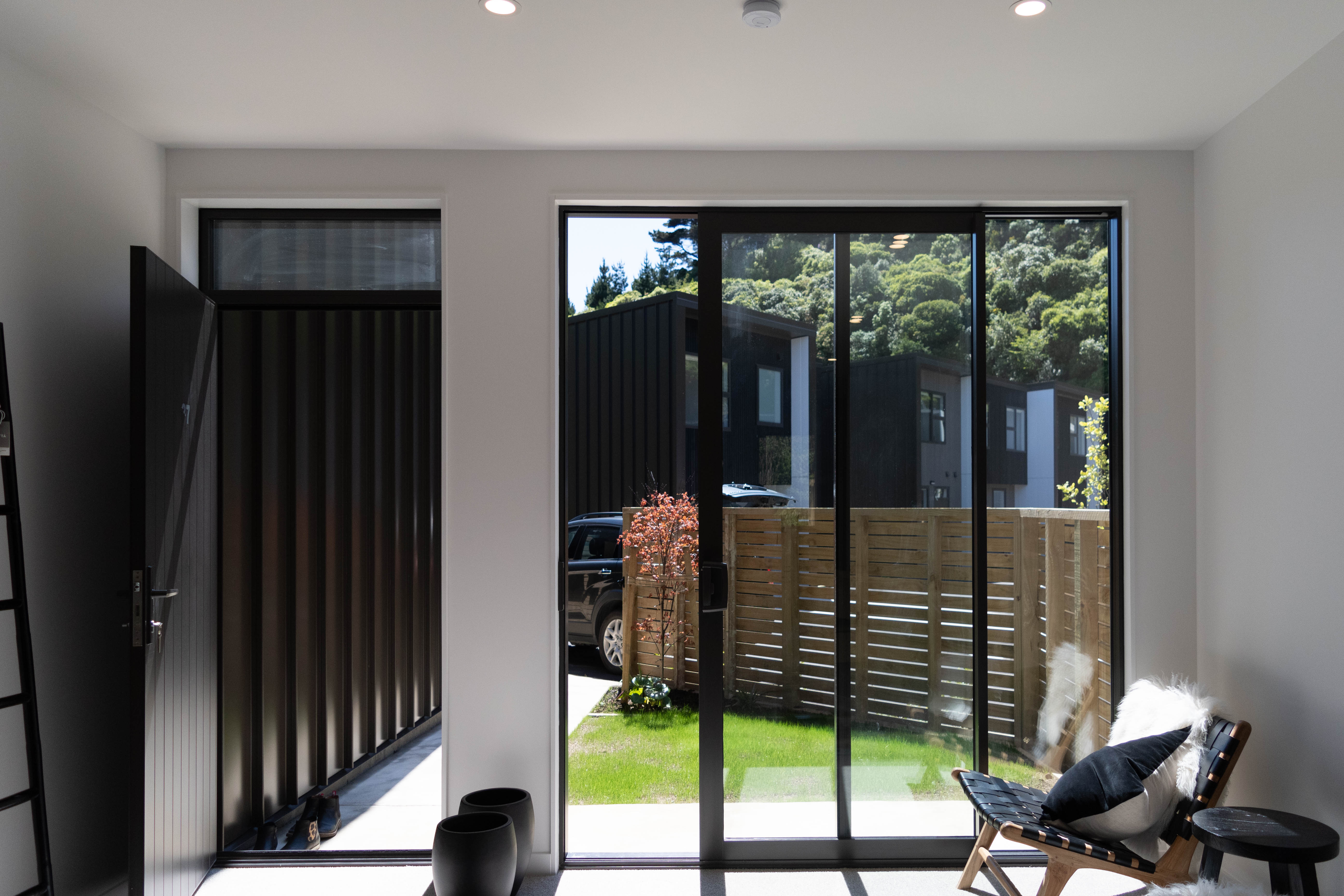 Aluminium entrance door and sliding door 